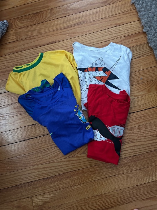 Other - Bundle of 4 Graphic Tees - Yellow, Blue, White, Red